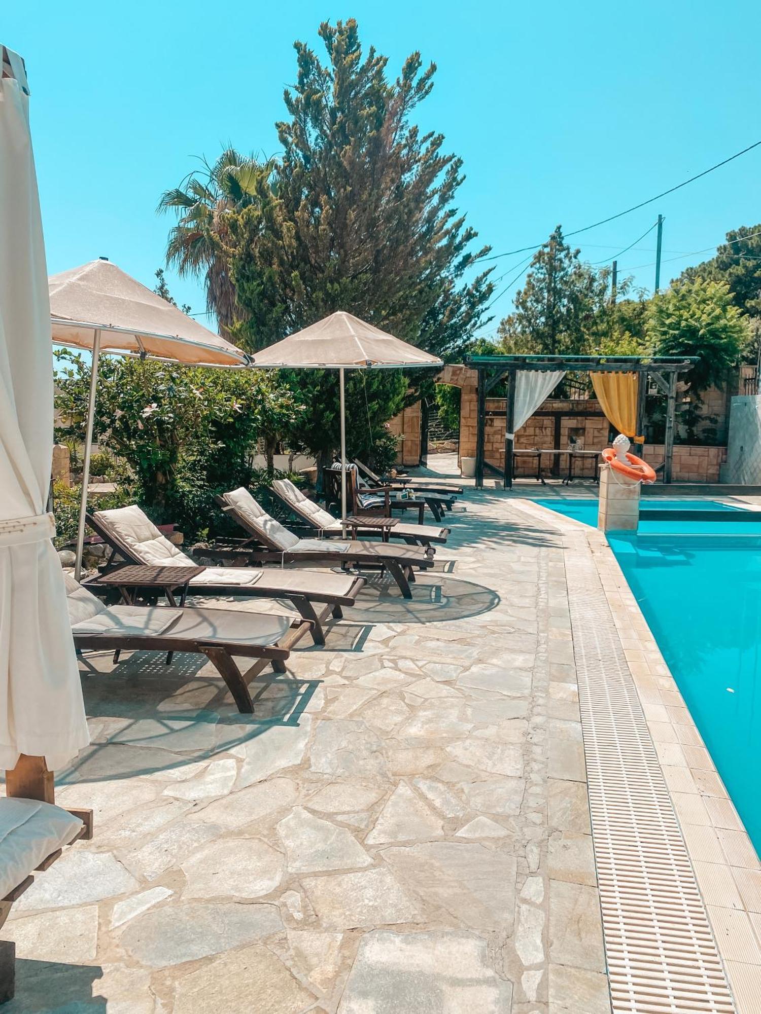 Theonia Villas Pefki  Экстерьер фото
